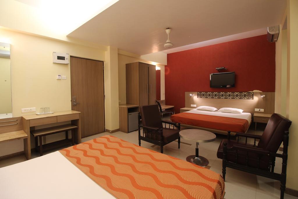 מומביי Hotel Samrat חדר תמונה