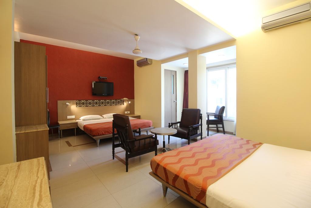 מומביי Hotel Samrat חדר תמונה