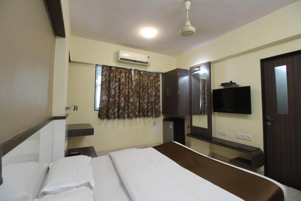 מומביי Hotel Samrat חדר תמונה