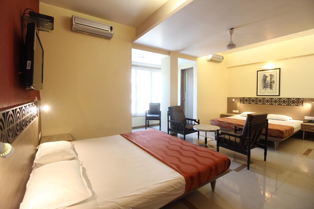 מומביי Hotel Samrat חדר תמונה