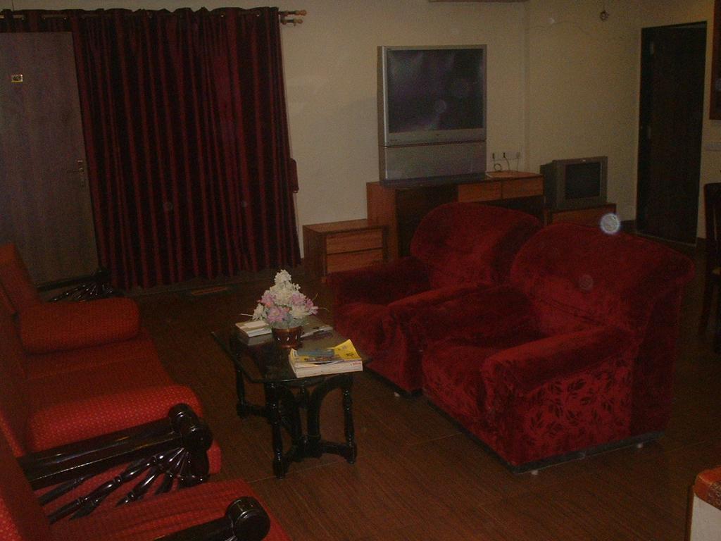 מומביי Hotel Samrat מראה חיצוני תמונה
